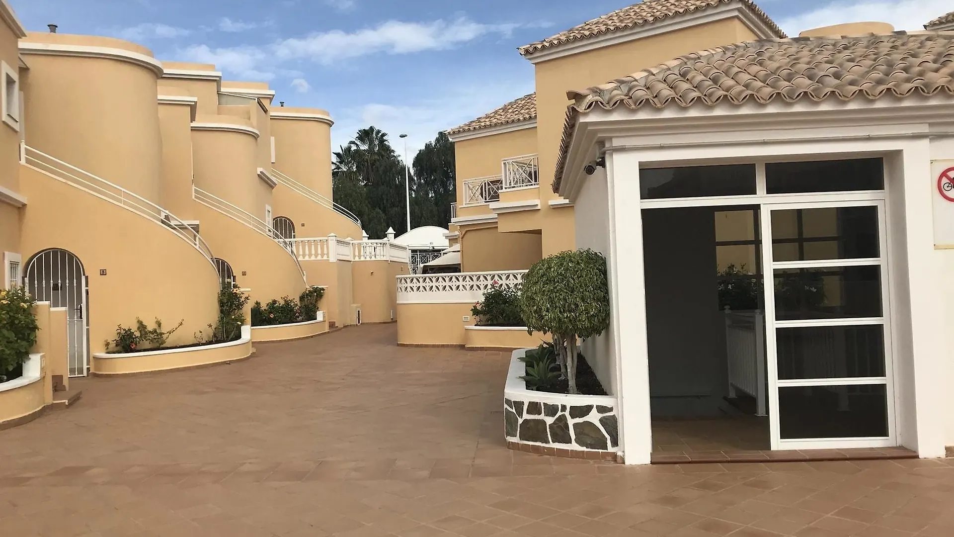 Apartment With 2 Bedrooms In Costa Adeje, With Pool Access And Balcony  Costa Adeje (Tenerife)